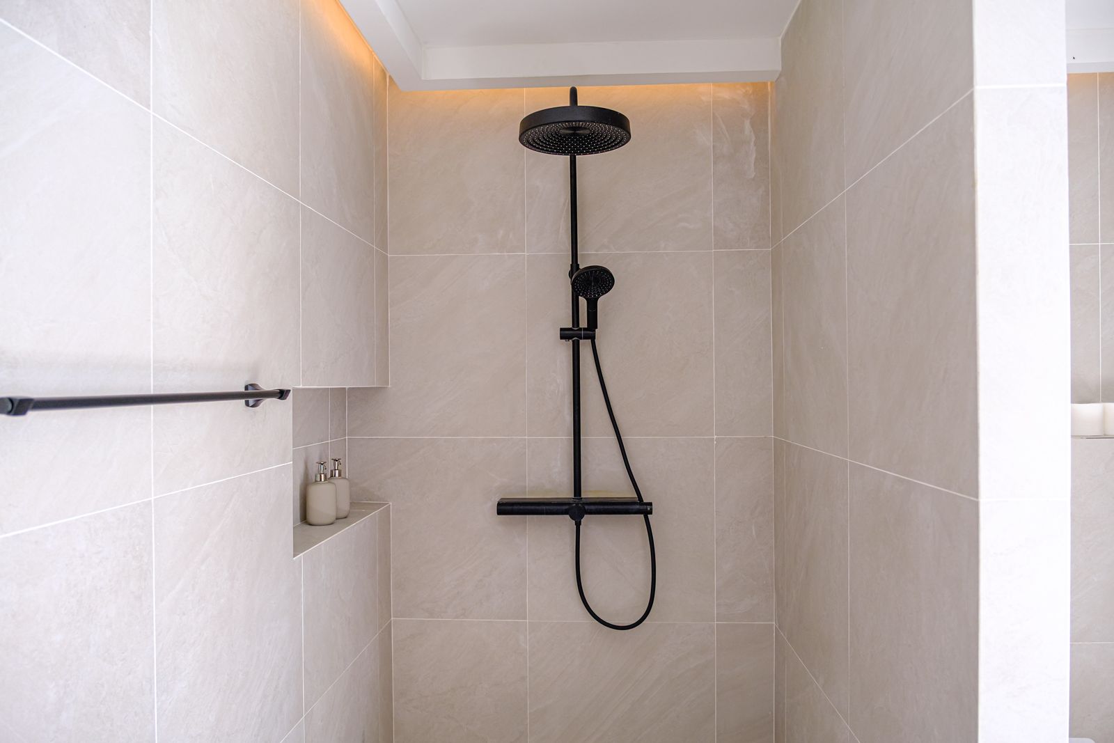 Walk-in rain shower